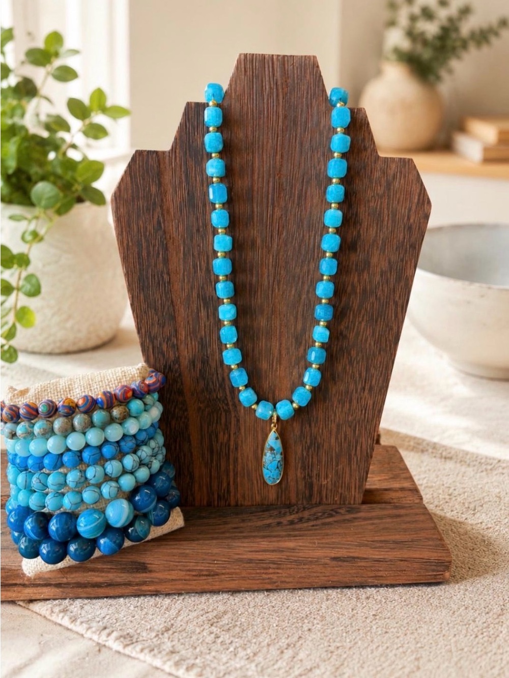 Handmade Amazonite cube Beaded Pendant Necklace - Blue